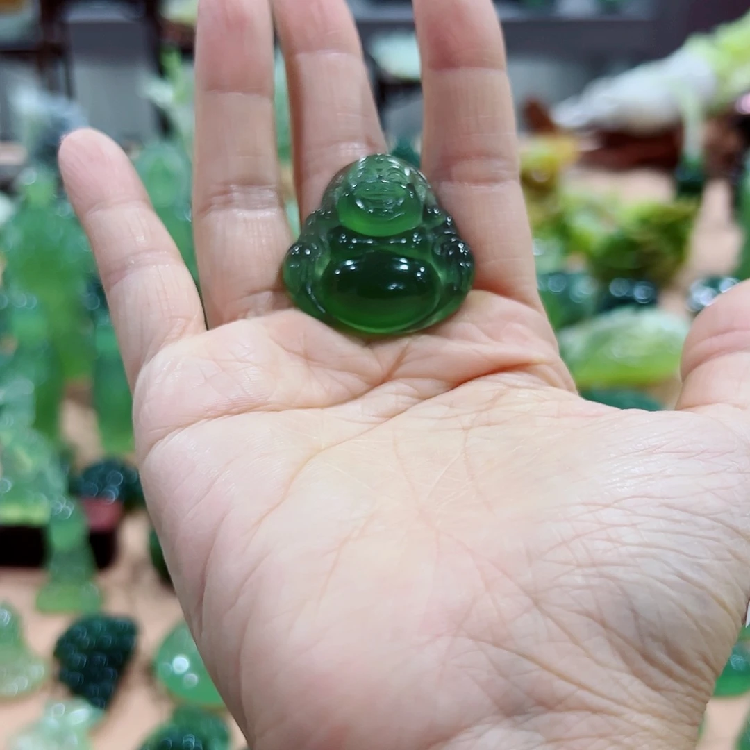 可***了蛇纹石玉未镶嵌佛公