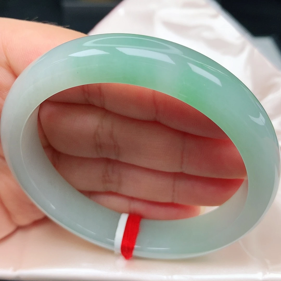 未镶嵌手镯翡翠11冰胶飘绿