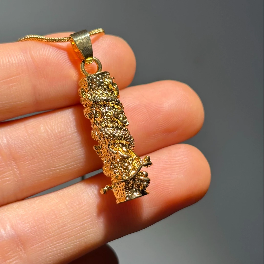 A3-龙抱柱精雕吊坠