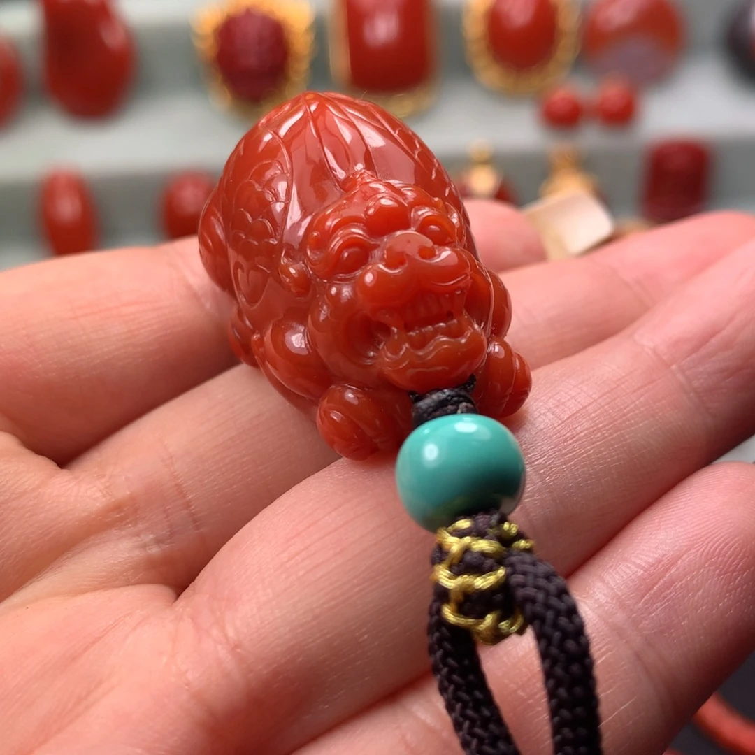 未镶嵌吊坠南红玛瑙