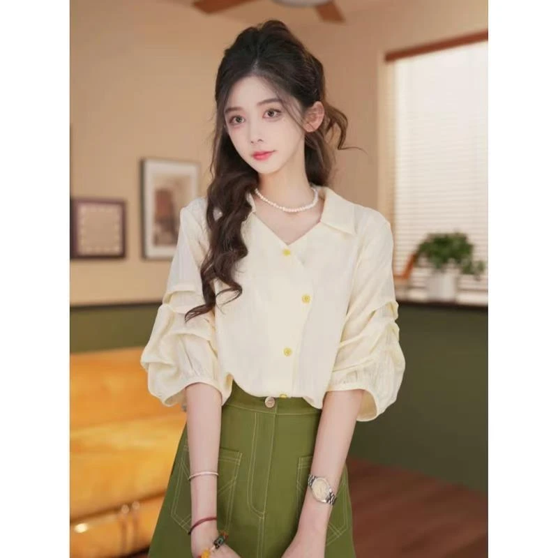 法式洋气休闲风气质设计感衬衫夏季薄款宽松显瘦时尚短袖纯色衬衣