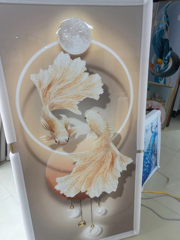 轻奢锦鲤玄关装饰画晶瓷材质高级感过道走廊挂画竖版壁灯画