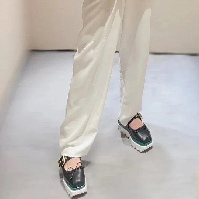 全新未使用 MARNI 鞋/37码/XspA5757