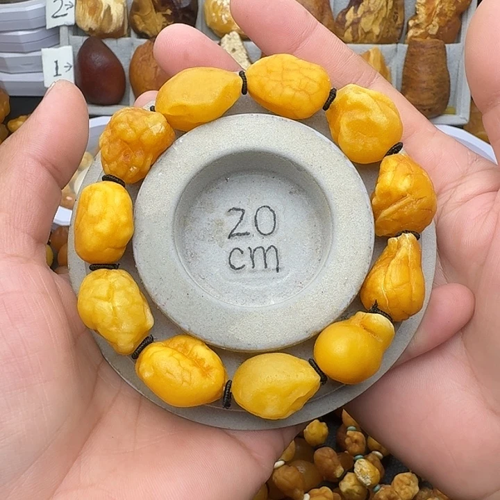 琥珀未镶嵌裸石天然蜜蜡手串