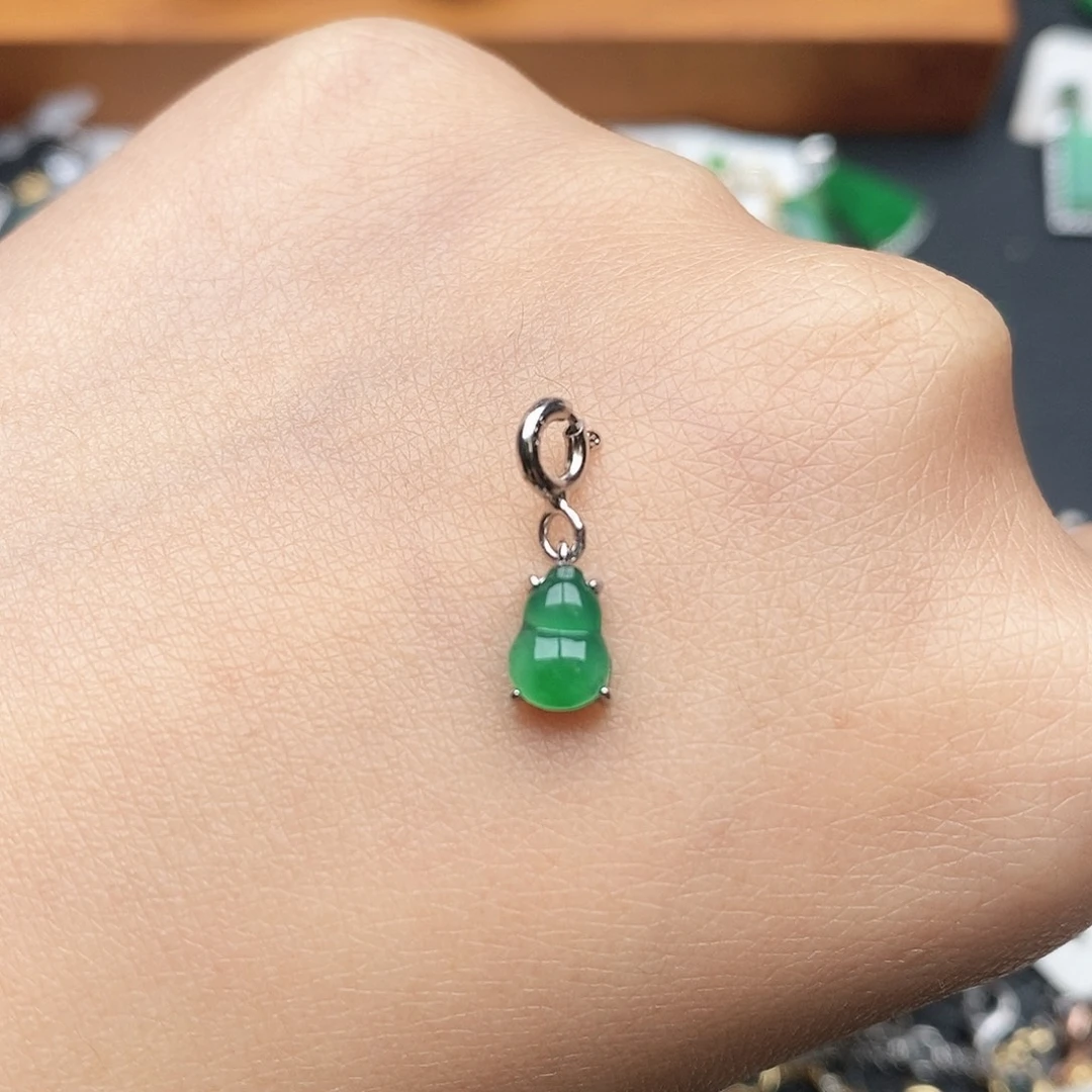 翡翠银S925镶嵌颈饰