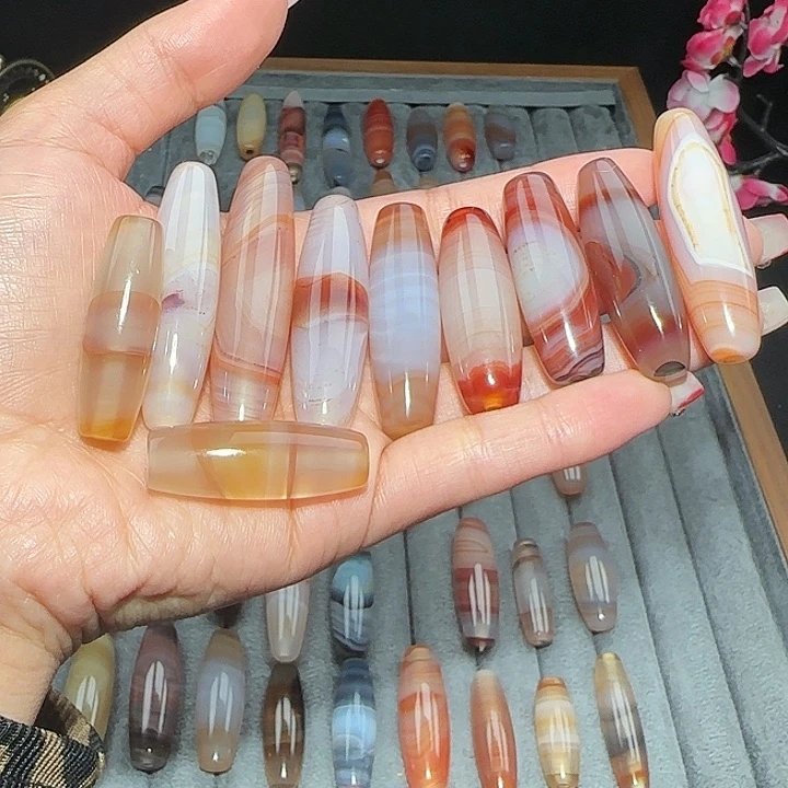 玛瑙/玉髓颈饰未镶嵌伐*