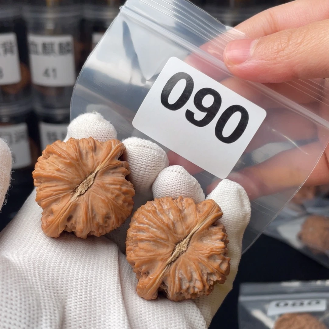 把件文玩核桃40闷白