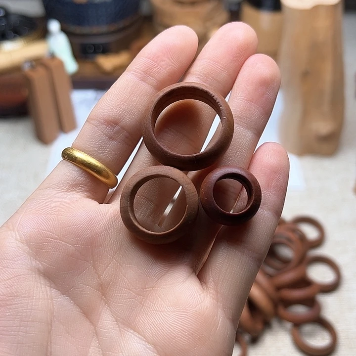 檀香木手串/手链戒指三件套（瑕疵）