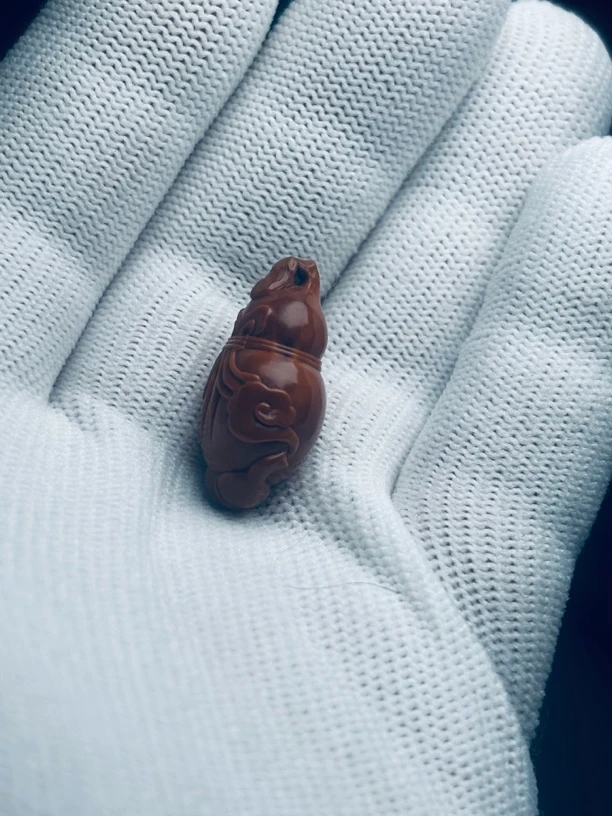 橄榄核手工雕刻字母葫芦