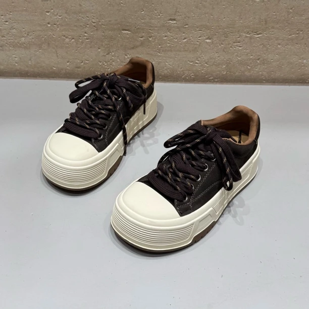 巴宝秀2025秋季新款时尚滑板鞋百搭休闲鞋女鞋潮厚底软底轻便