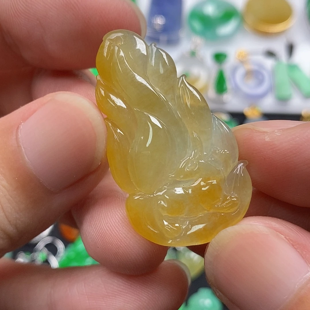 翡翠未镶嵌颈饰翡翠