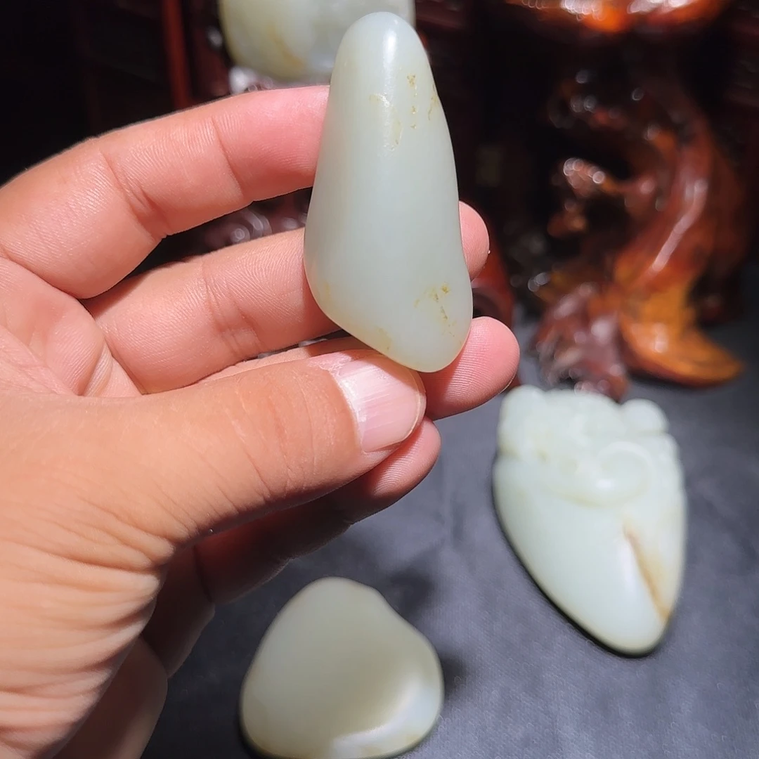未镶嵌和田玉挂件
