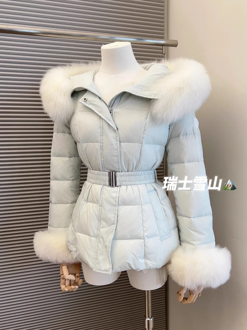 瑞士雪山 狐狸毛短款连帽白鸭绒羽绒服女款冬季时尚收腰保暖外套