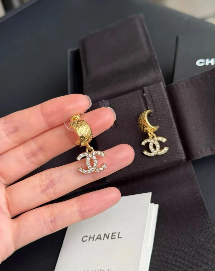 99新 Chanel/香奈儿 复古金色耳坠/xm21504