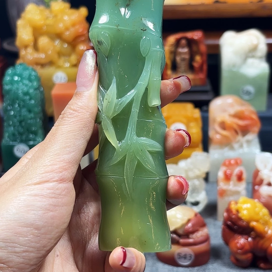 毓***墨寿山石印石寿山石印章