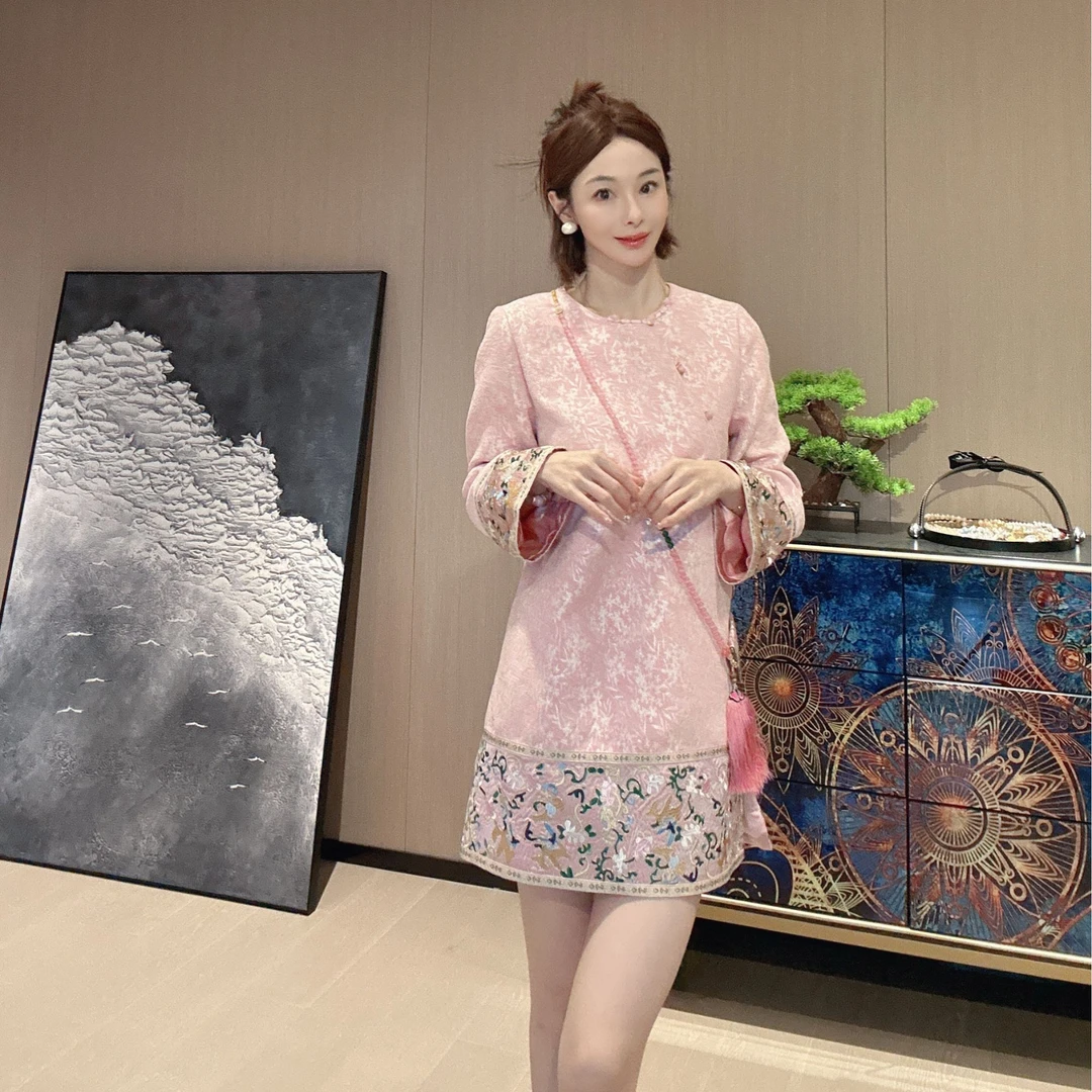 KK颜小新【心素如简】新中式国风时尚百搭时尚气质重工冬季连衣裙