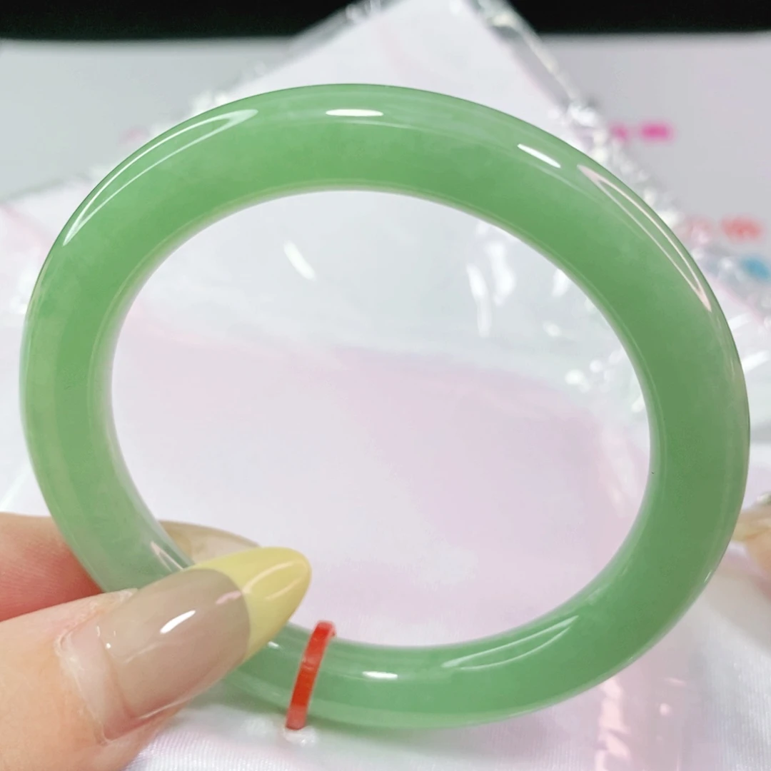 翡翠手镯未镶嵌51.52圆条