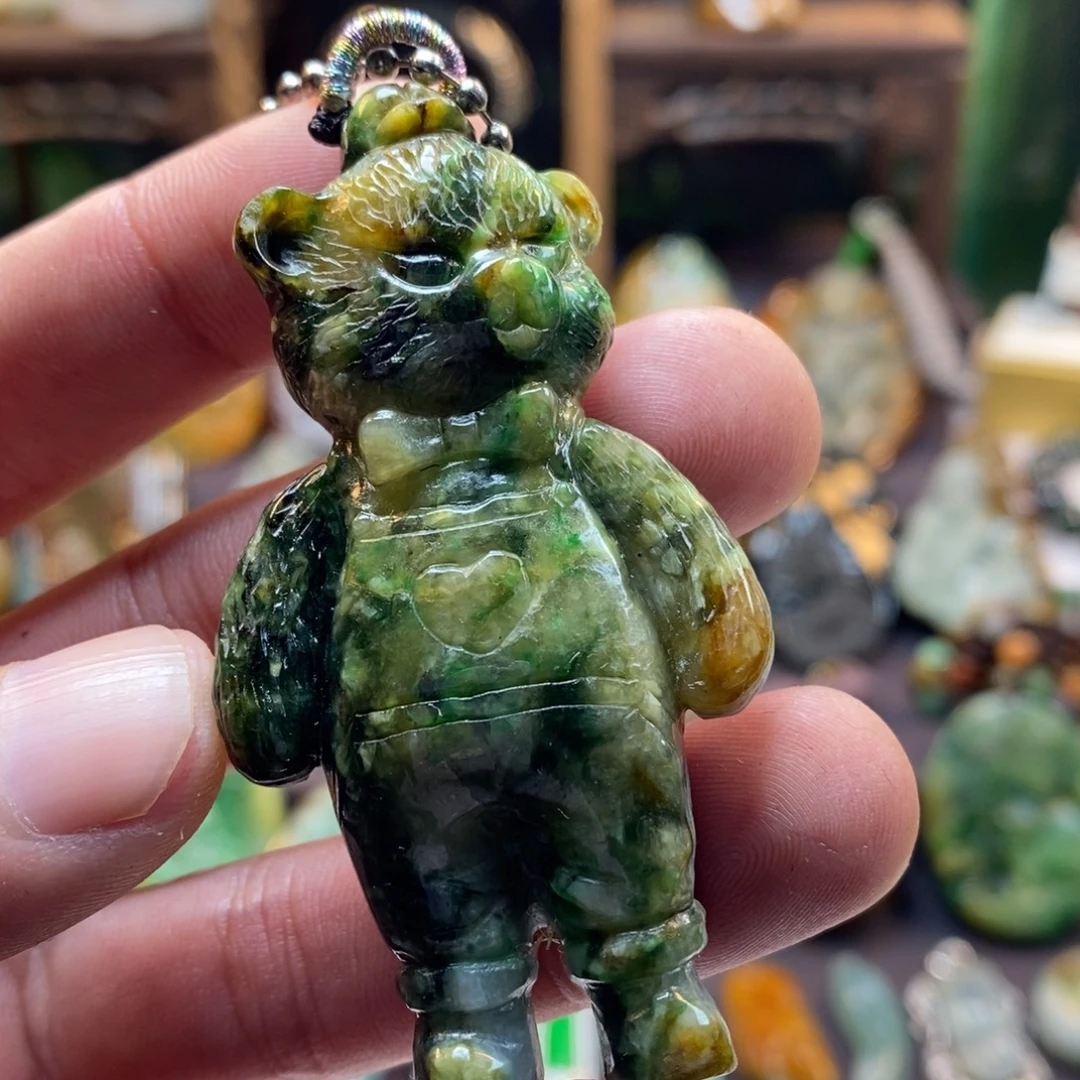 翡翠未镶嵌颈饰翡翠