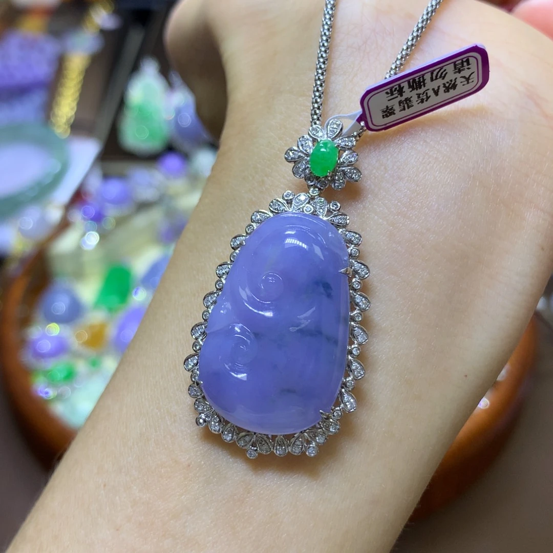 【闪购商品】翡翠颈饰18K金镶嵌翡翠