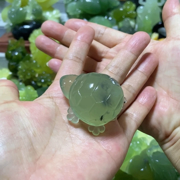 【闪购商品】蛇纹石玉未镶嵌把件