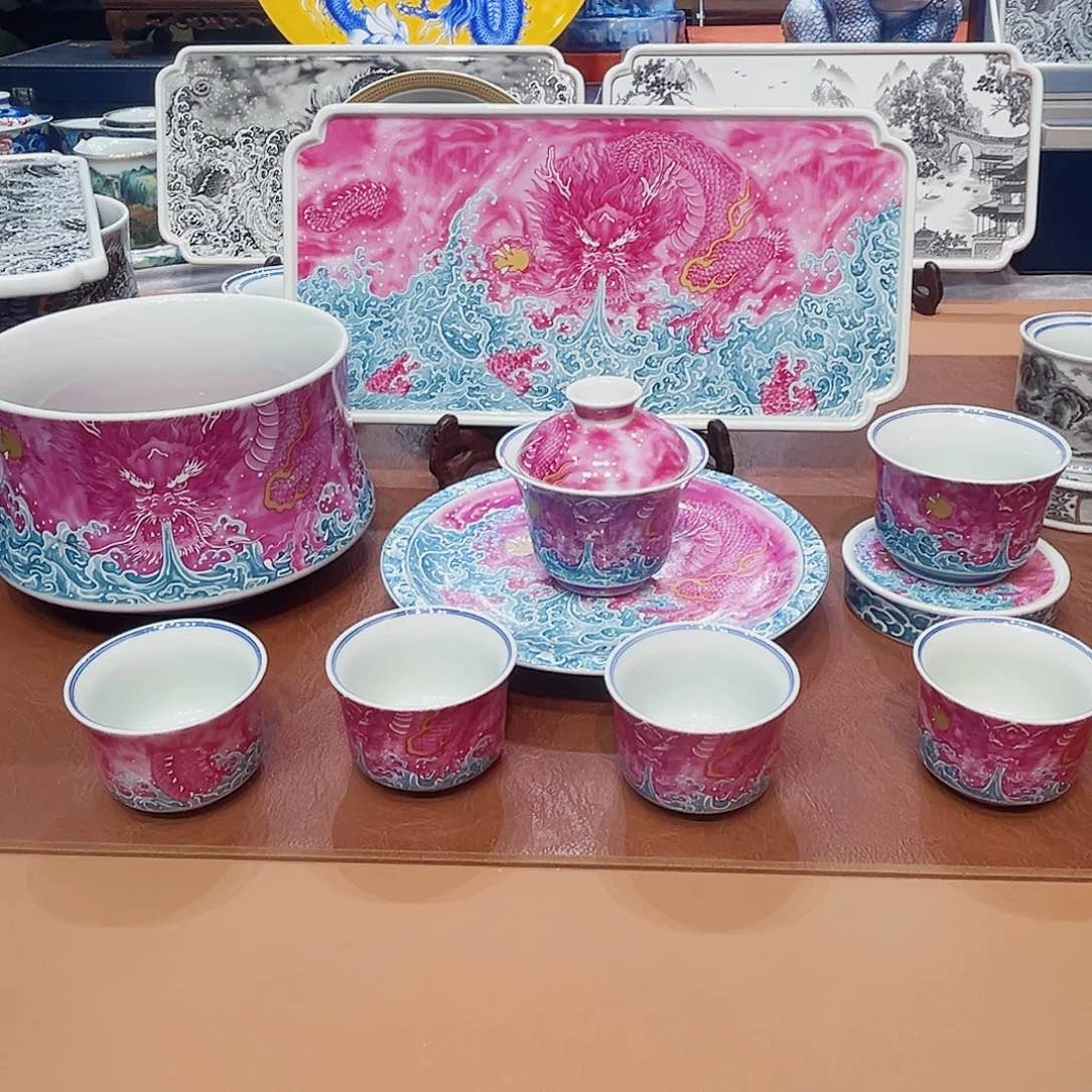 摆件景德镇陶瓷研究所工作的