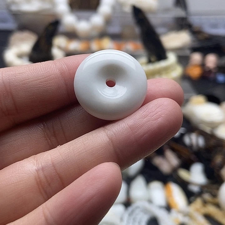 非金属贝壳贝雅轩工艺品全白平安扣