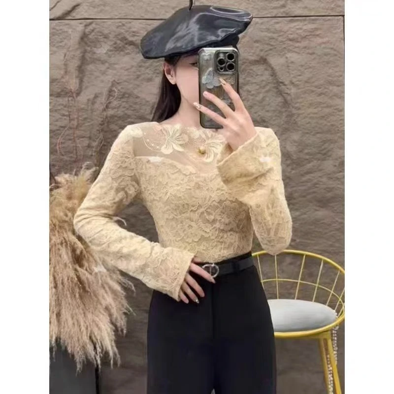 2025新款秋冬蕾丝轻奢风拼接T恤加绒洋气百搭修身显瘦镂空女