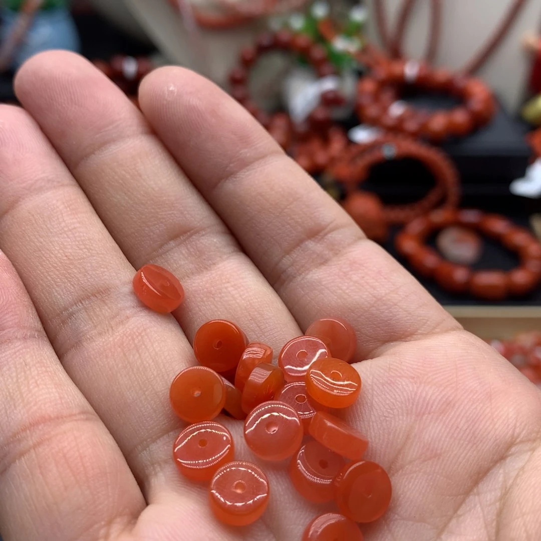 南红玛瑙配饰，发货2粒未镶嵌