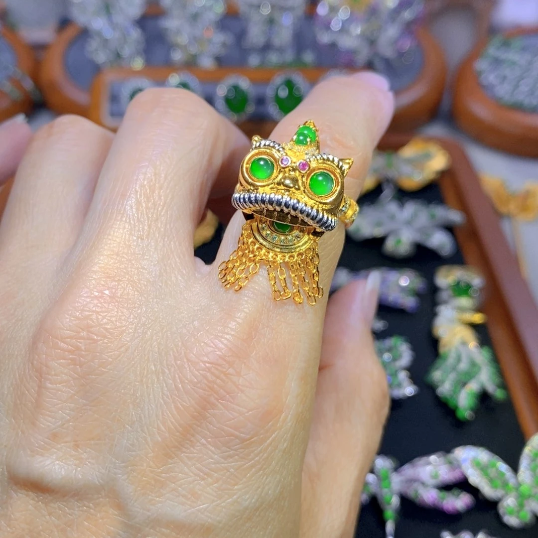 翡翠颈饰银S925镶嵌天然翡翠