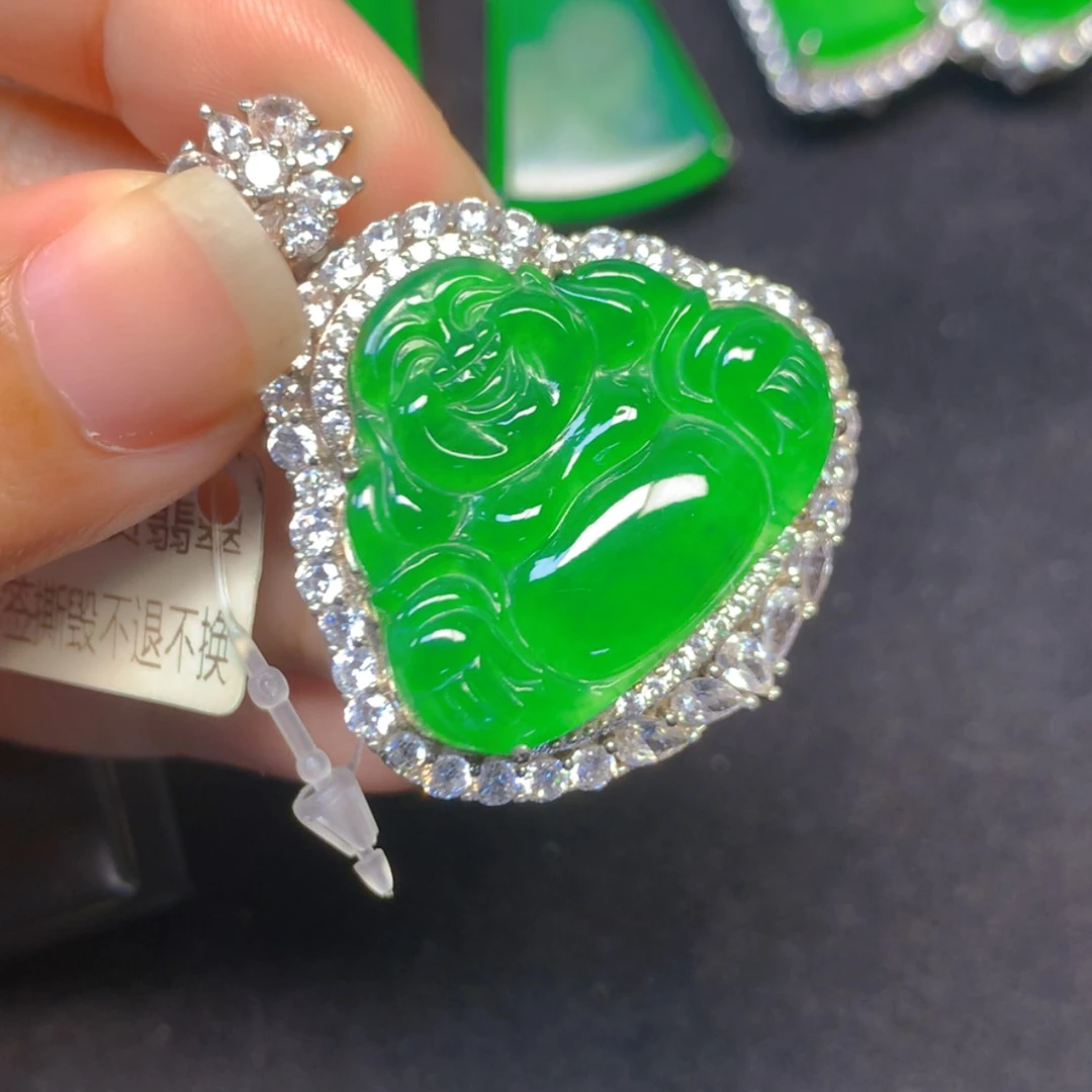 【闪购商品】颈饰银S925镶嵌翡翠