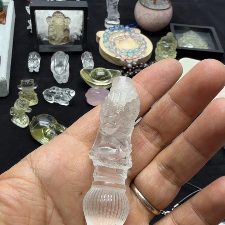 未镶嵌颈饰水晶水晶