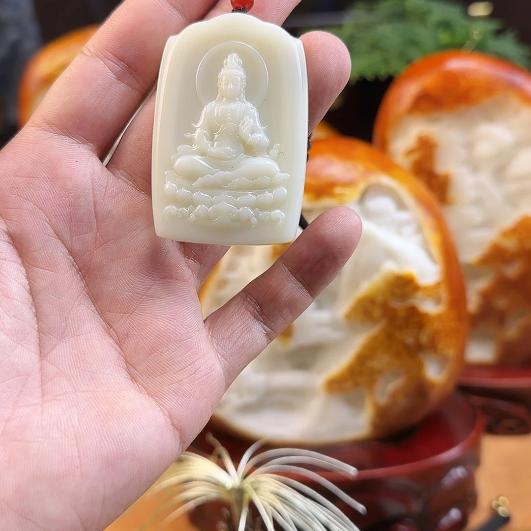 和田玉未镶嵌颈饰