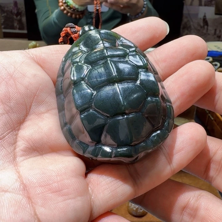未镶嵌和田玉把件