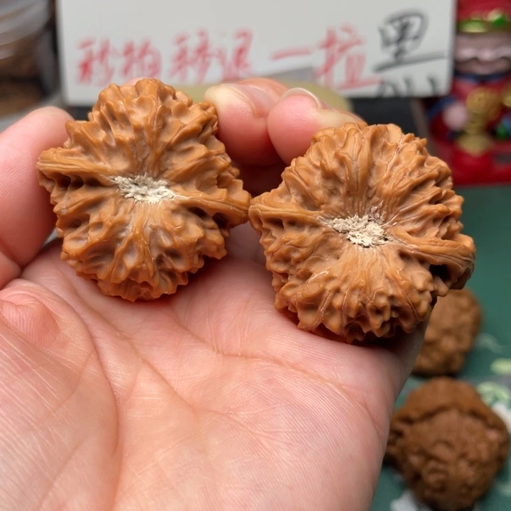 【闪购商品】文玩核桃吊坠39龙门涧