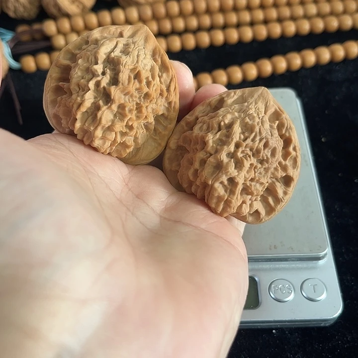 把件文玩核桃47左右官帽，编号021