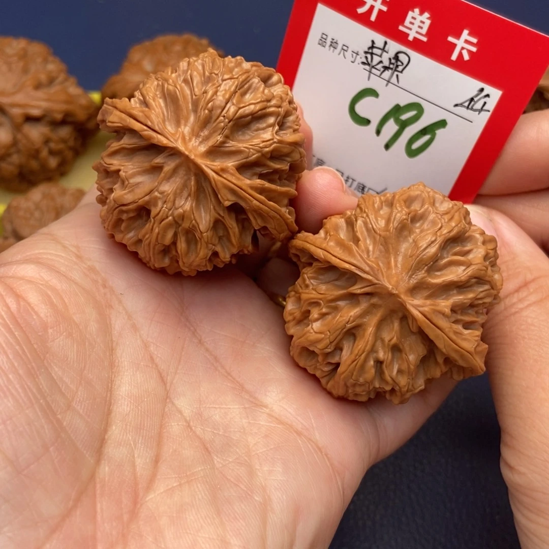 吊坠文玩核桃文玩核桃