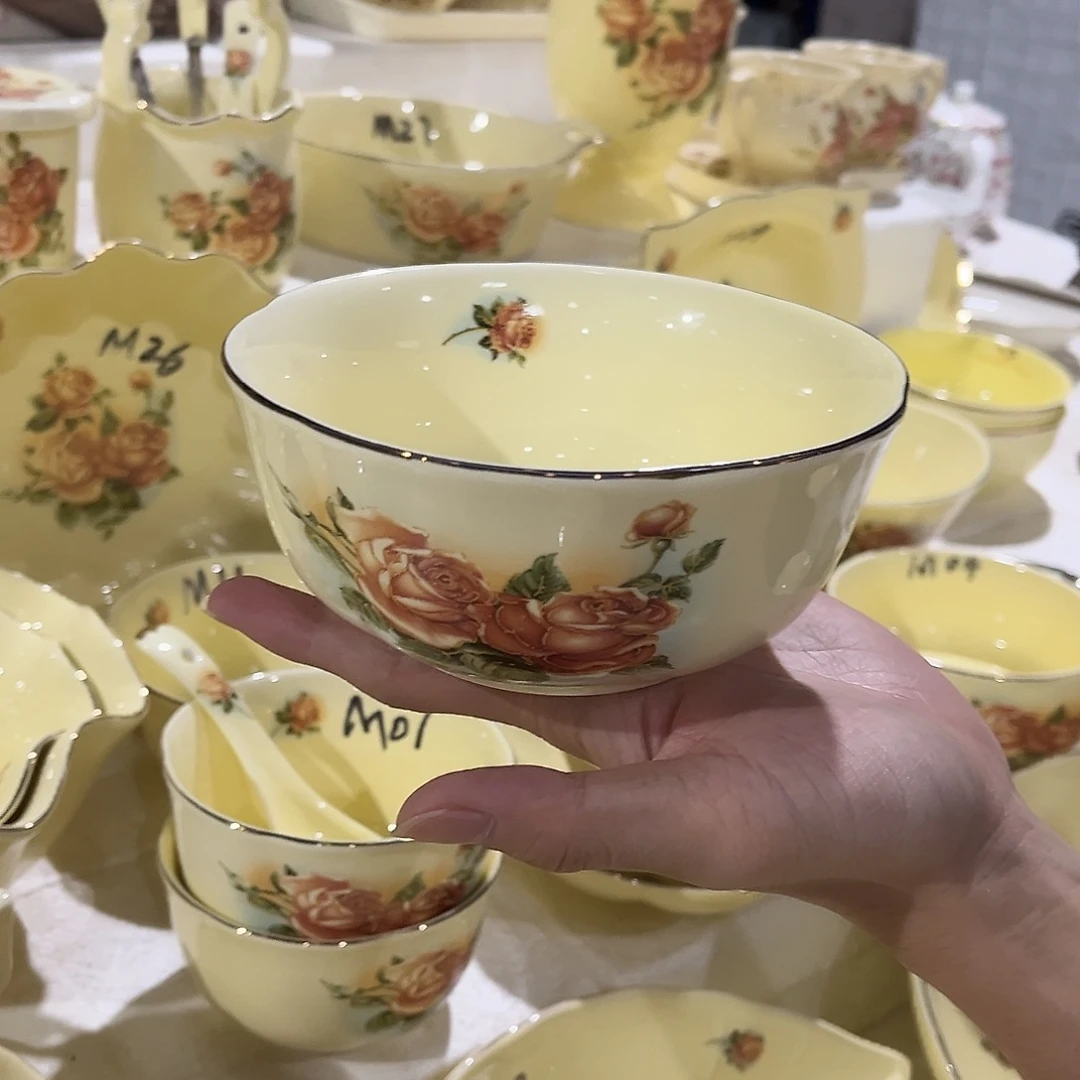 星博陶瓷有限公司2个