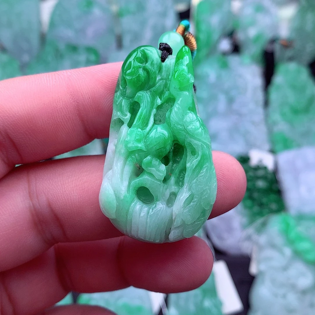 翡翠未镶嵌吊坠(不含链)