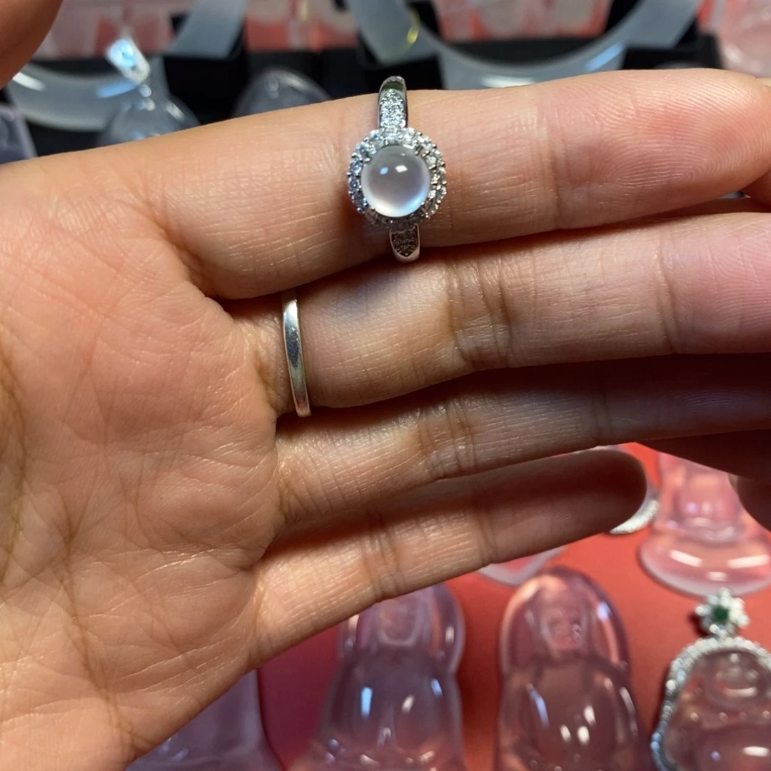 石英质玉合金戒指