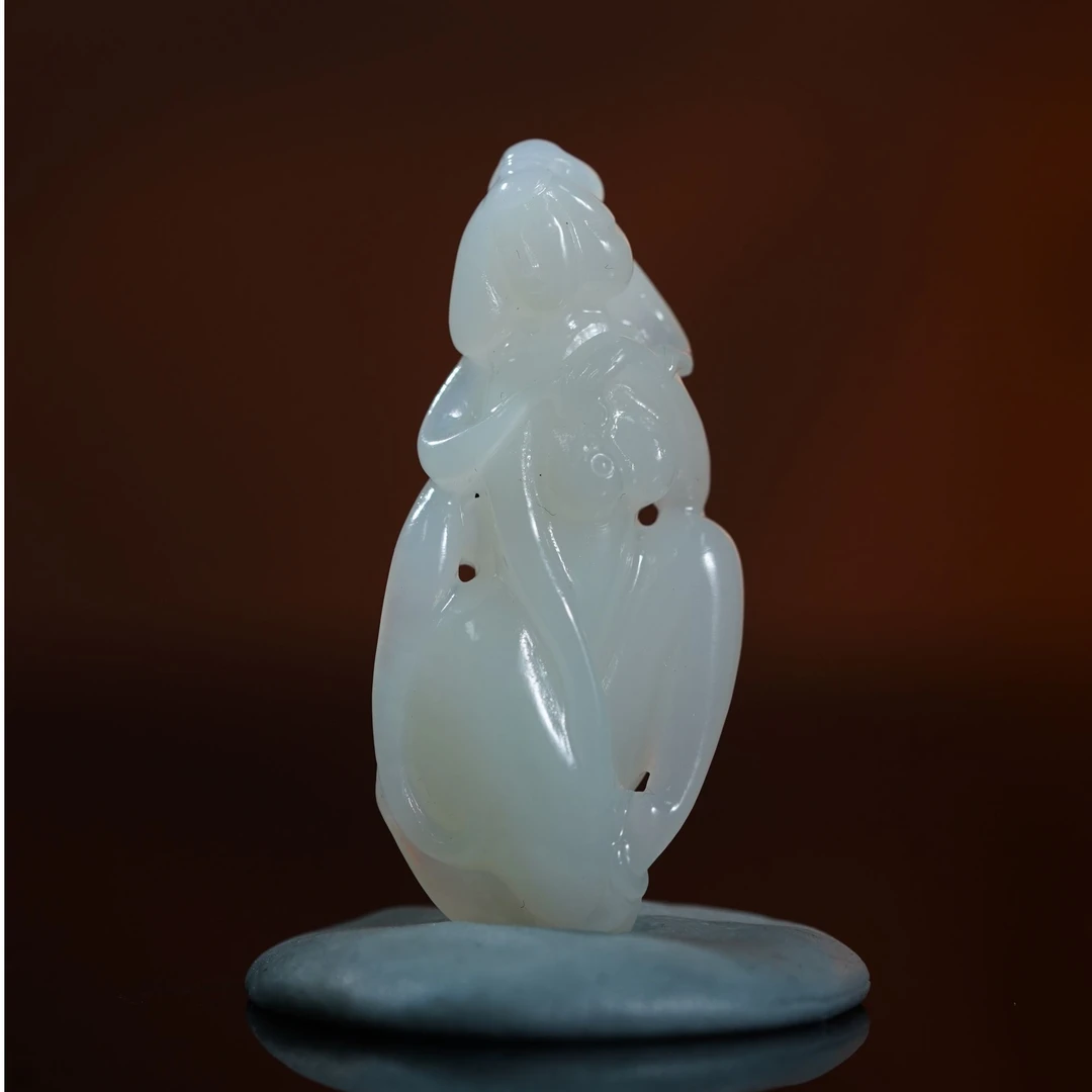 和田玉新疆玉贵人吊坠10.01g L251108024