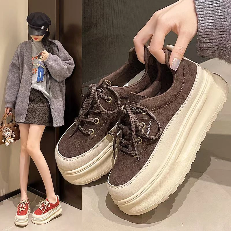 百搭简约圆头饼干鞋2025新款时尚休闲风复古板鞋女J