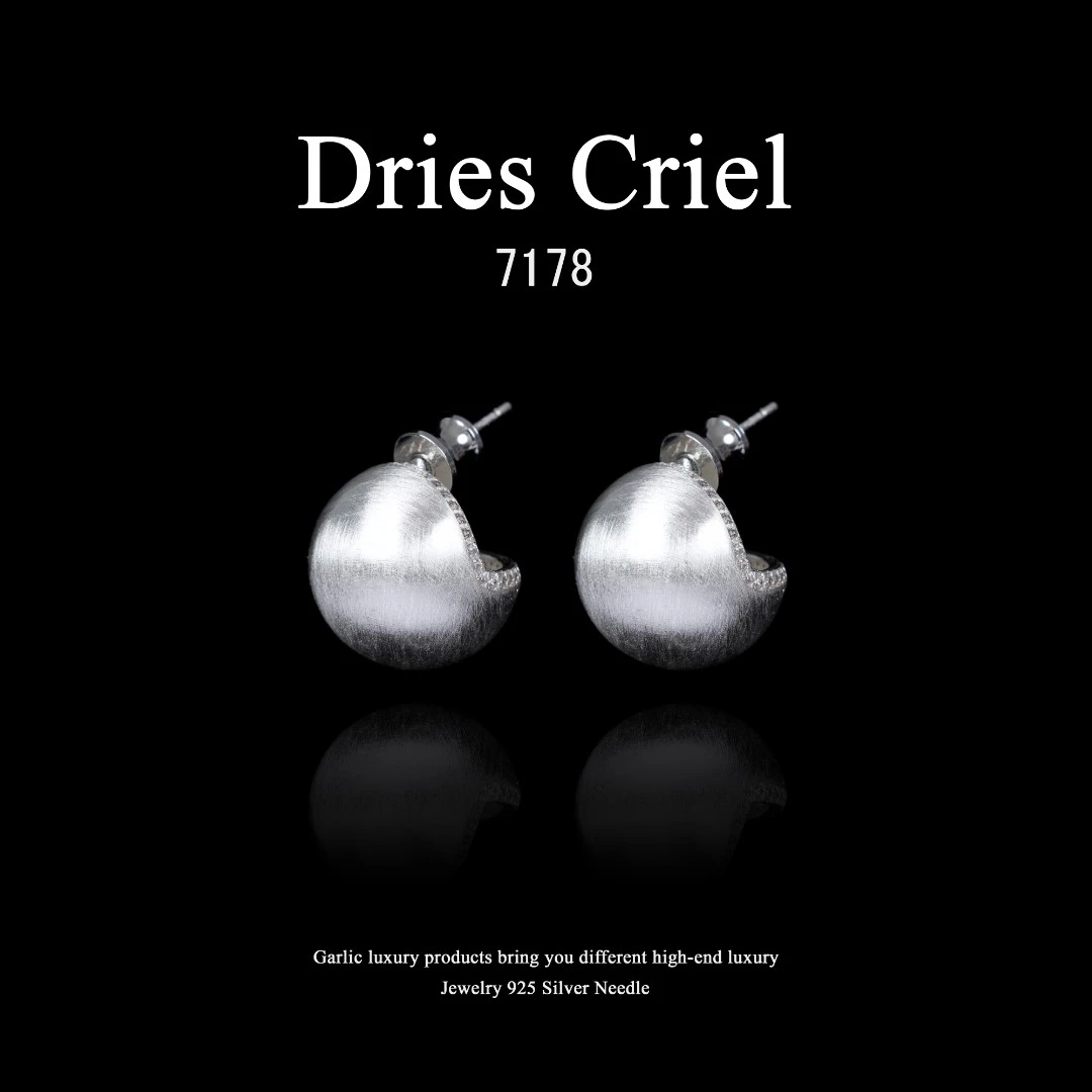 【有球必应】Whenever there is a ball耳饰-7178