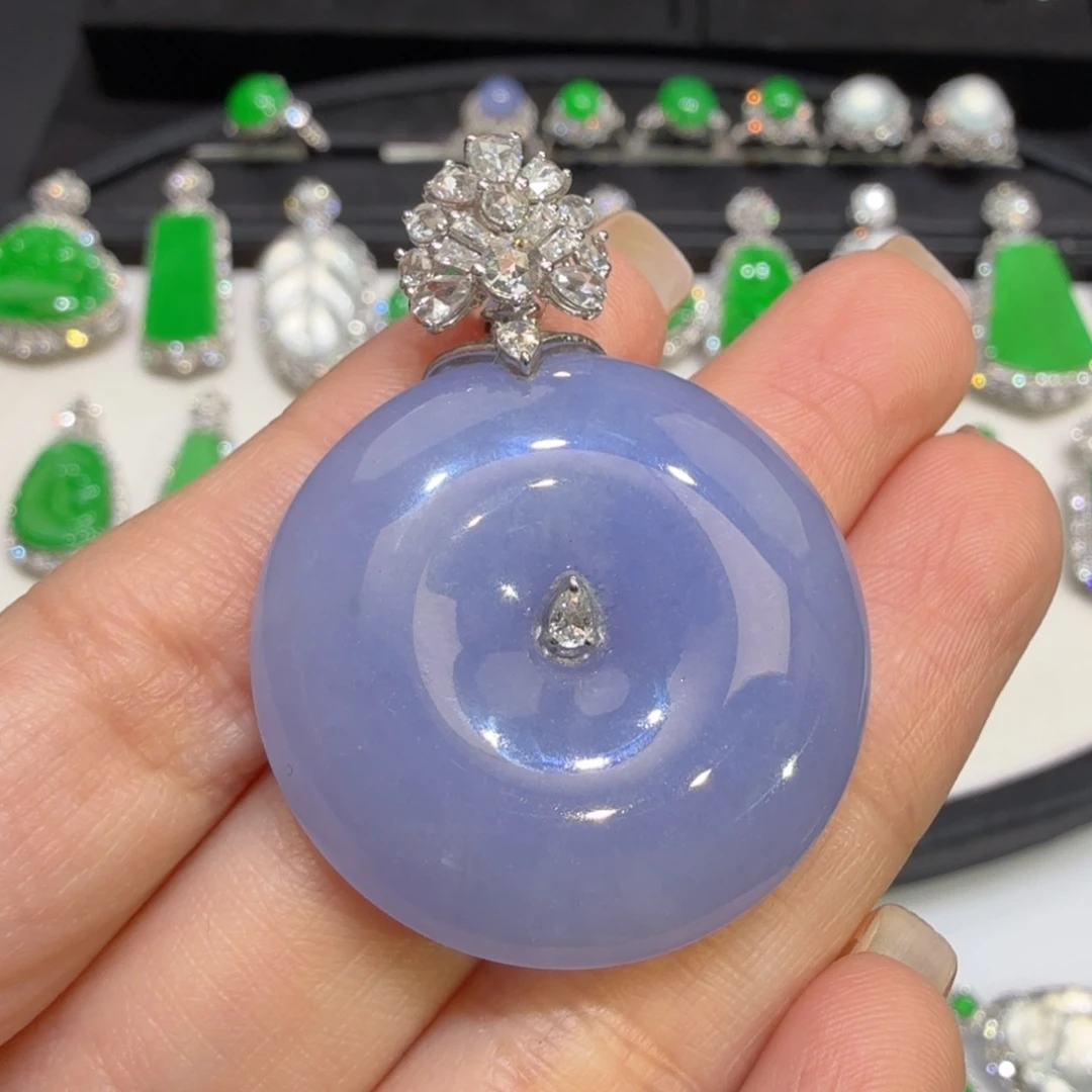 翡翠18K金镶嵌颈饰收到货48小时鉴赏期