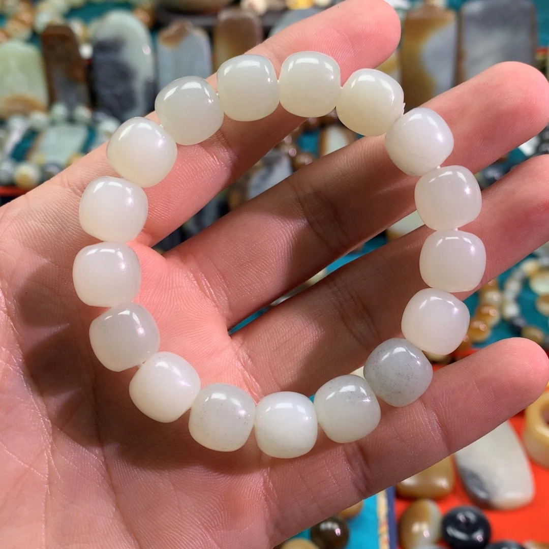 和田玉（糖玉）未镶嵌手链