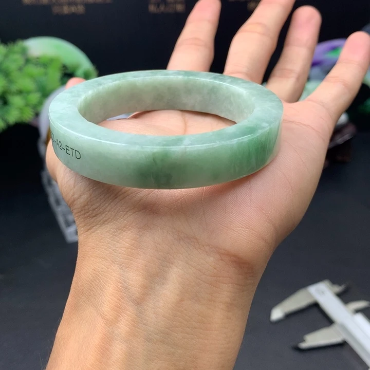 定制翡翠未镶嵌天然缅甸翡翠