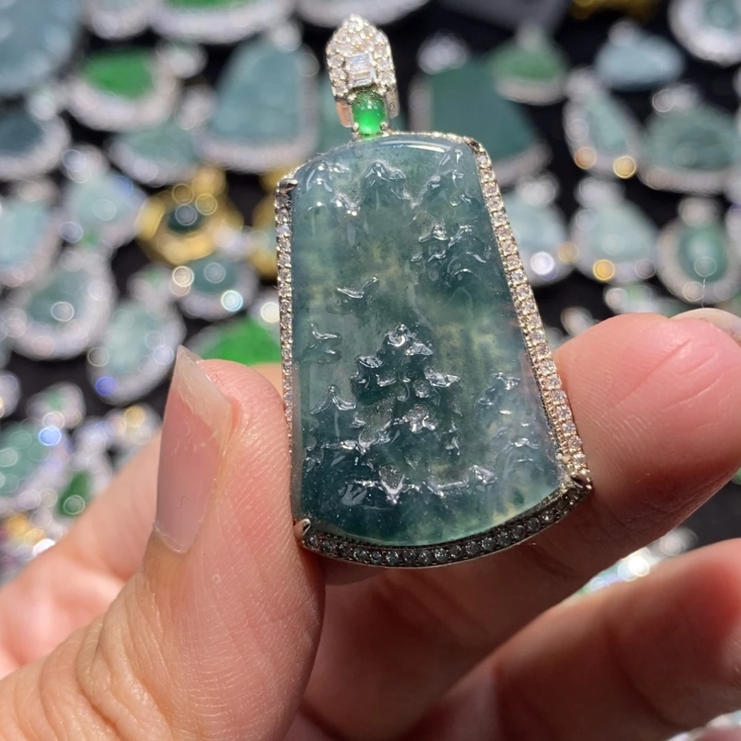 翡翠未镶嵌颈饰翡翠