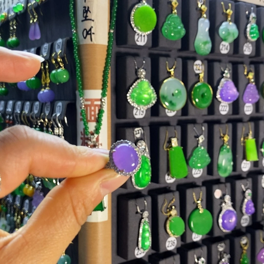 银S925镶嵌翡翠耳饰看