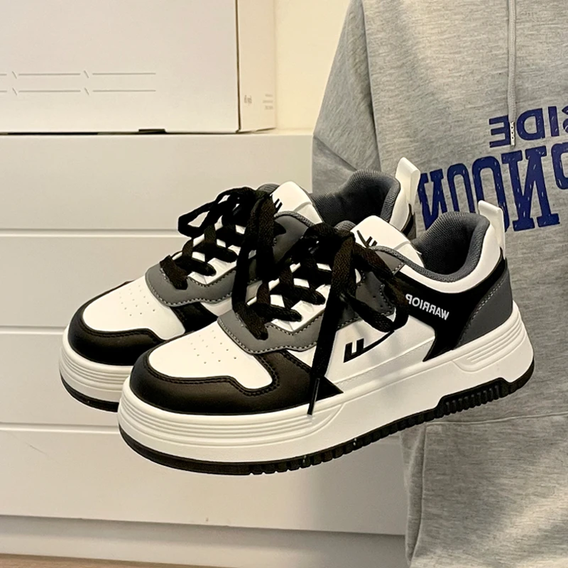 回力爆款情侣男女板鞋2025秋季新款奶油风小白鞋厚底黑白熊猫板鞋