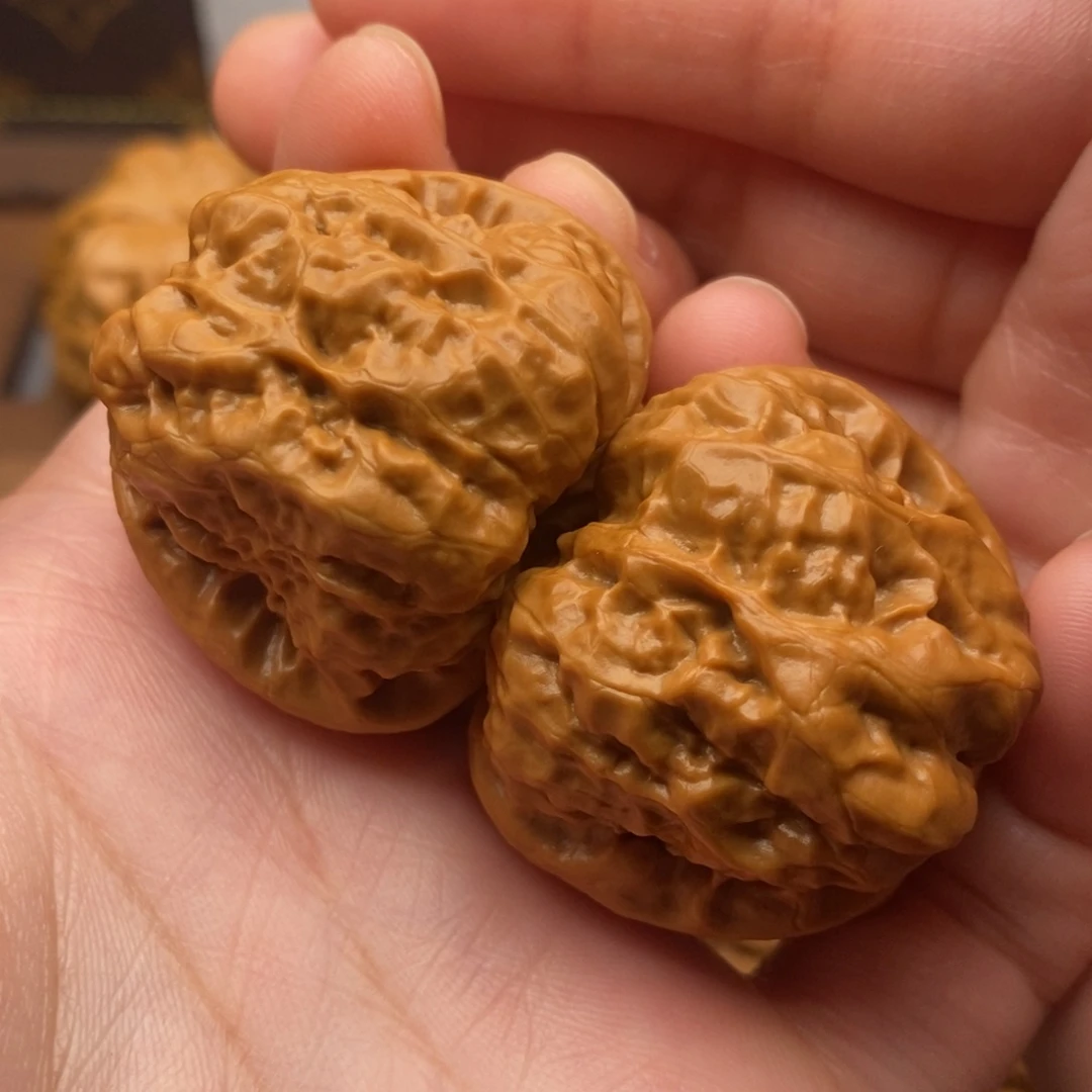 文玩核桃把件边38左右