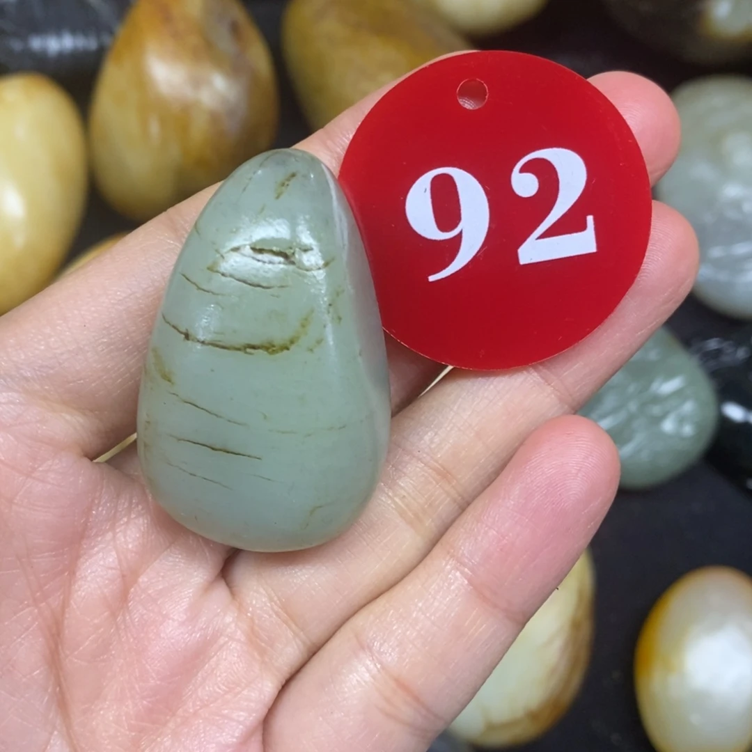 未镶嵌和田玉（糖玉）挂件